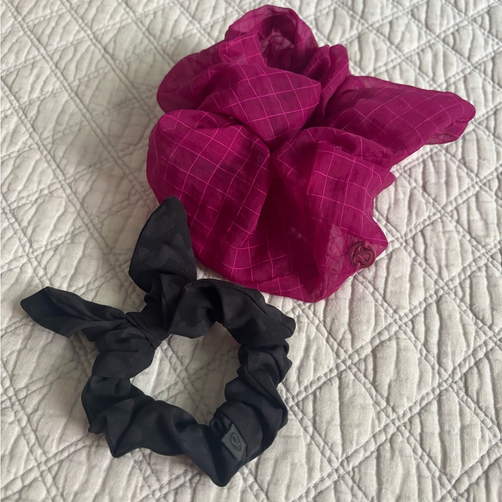 Lululemon Pink and Black Hair Scrunchies Set